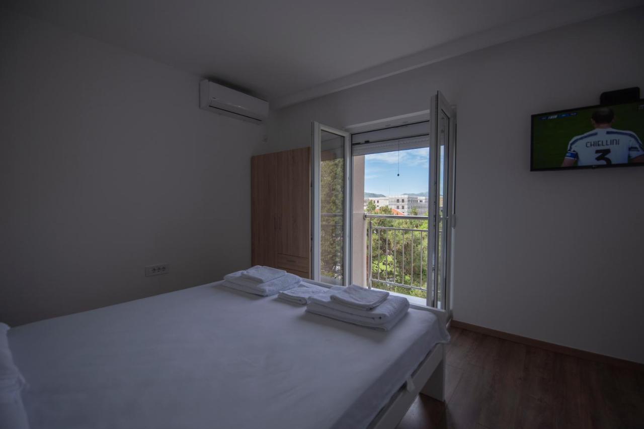 Apartman Arijana トレビニエ エクステリア 写真