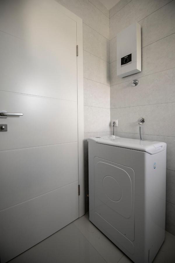 Apartman Arijana トレビニエ エクステリア 写真